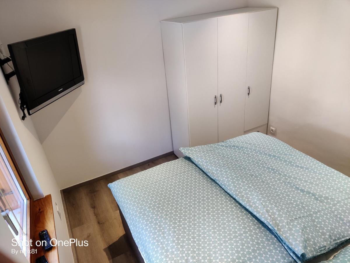 Ferienwohnung Grete, An Der Weinstrasse Ehrenhausen Esterno foto